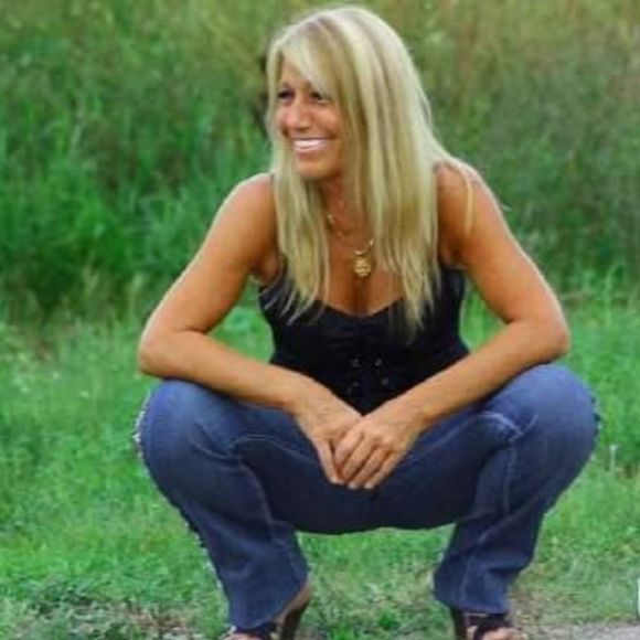 Meet your Posher, Barb - Picture 1 of 1